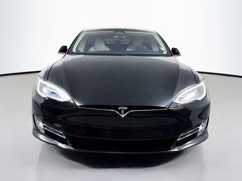 Used 2018 Tesla Model S 100D AWD/4WD image 2