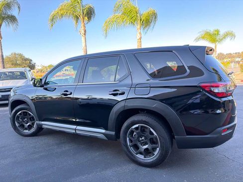 Used 2024 Honda Pilot EX-L image 12