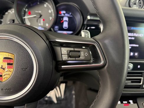 Certified 2026 Porsche Macan AWD/4WD image 28