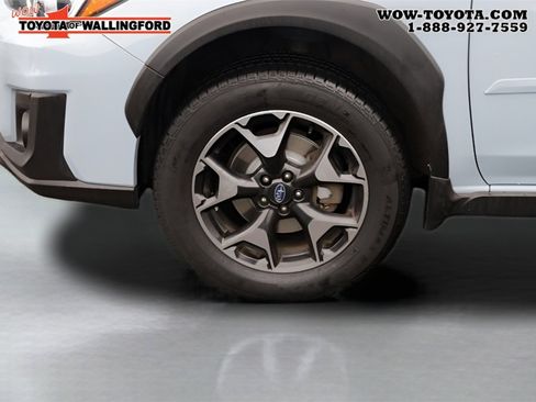 Used 2020 Subaru Crosstrek 2.0i Premium image 3