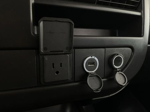 Used 2017 Chevrolet Express 2500 LS image 32