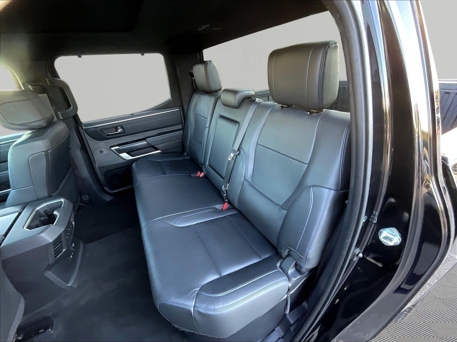 Used 2023 Toyota Tundra Platinum AWD/4WD image 23