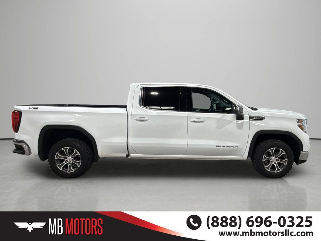Used 2022 GMC Sierra 1500 SLE w/ X31 Off-Road Package AWD/4WD image 3
