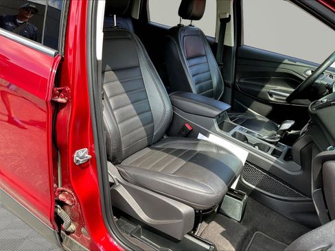 Used 2018 Ford Escape SEL AWD/4WD image 30