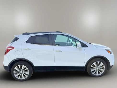 Used 2018 Buick Encore Preferred FWD image 5