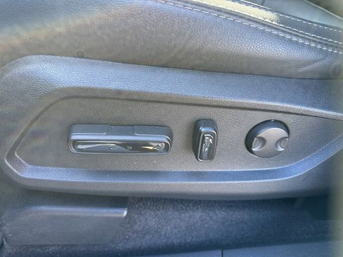 Certified 2025 Honda Pilot EX-L image 22