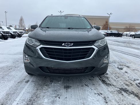 Used 2019 Chevrolet Equinox LT w/ Sun & Navigation Package image 2