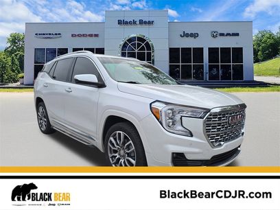 Used 2022 GMC Terrain Denali w/ LPO, Floor Liner Package