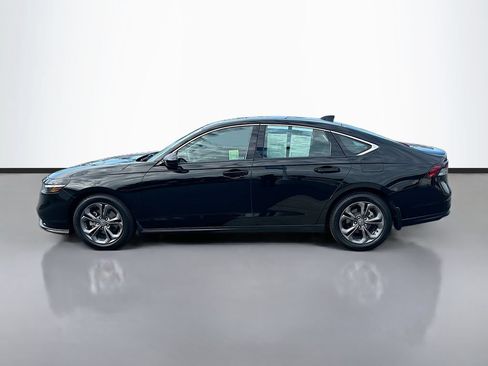 Used 2023 Honda Accord EX image 8