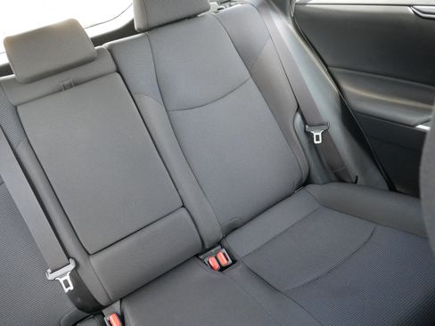 Used 2024 Toyota RAV4 LE AWD/4WD image 14