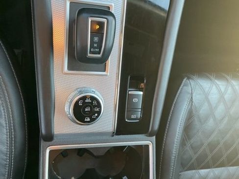 Used 2022 Mitsubishi Outlander SEL image 18