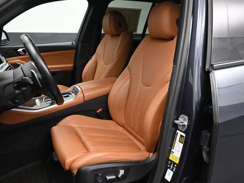Used 2021 BMW X5 xDrive40i AWD/4WD image 7