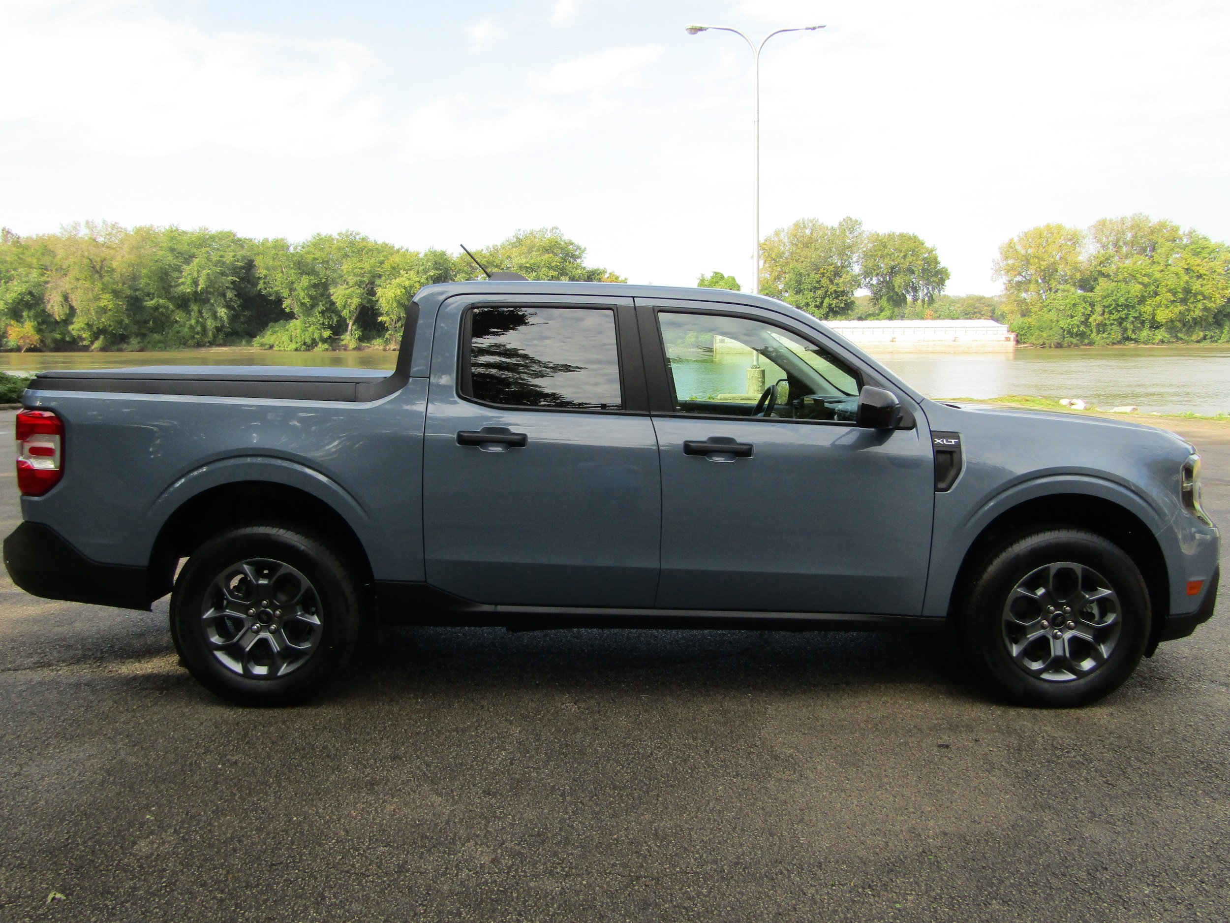Used 2025 Ford Maverick XLT w/ XLT Luxury Package AWD/4WD image 5