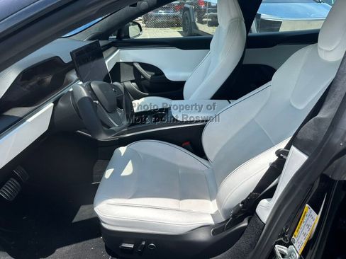 Used 2022 Tesla Model S Plaid AWD/4WD image 9