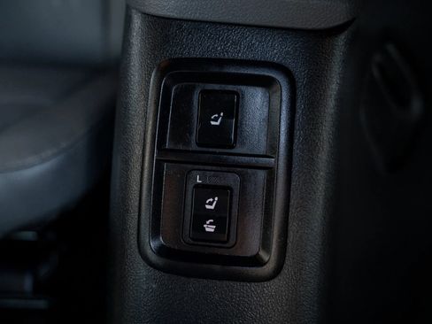 Used 2018 Toyota Sequoia Limited image 13