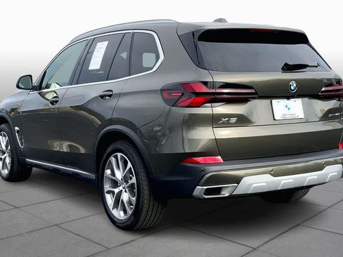 Certified 2026 BMW X5 sDrive40i image 11