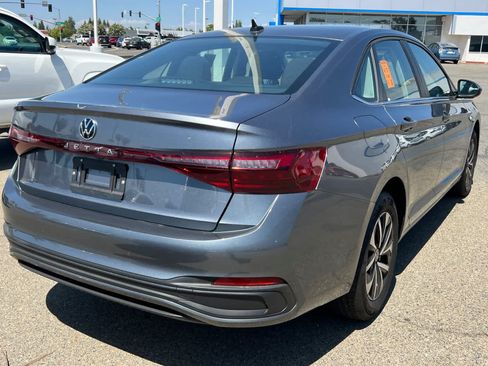Used 2025 Volkswagen Jetta S FWD image 4