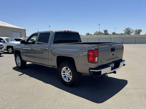 Used 2017 Chevrolet Silverado 1500 LT w/ High Desert Package AWD/4WD image 7