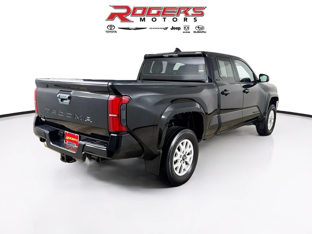 Certified 2024 Toyota Tacoma SR5 AWD/4WD image 13