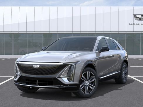 New 2026 Cadillac Lyriq Luxury AWD/4WD image 40