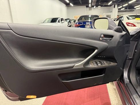 Used 2012 Lexus IS 350C w/ Luxury Pkg RWD image 21