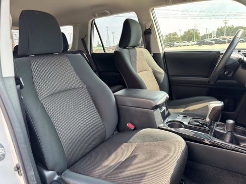 Used 2024 Toyota 4Runner TRD Off-Road image 22