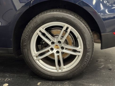 Used 2019 Porsche Macan image 17