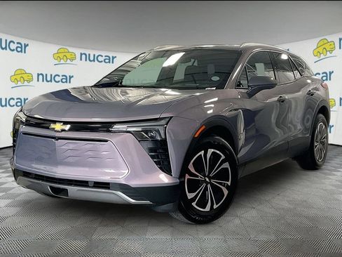 Used 2024 Chevrolet Blazer EV LT AWD/4WD image 3