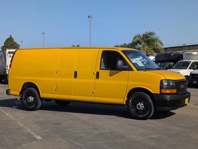 Used 2018 GMC Savana 2500 Extended w/ Driver Convenience Package