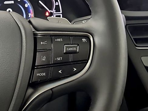 Certified 2025 Lexus ES 350 w/ Premium Package image 24