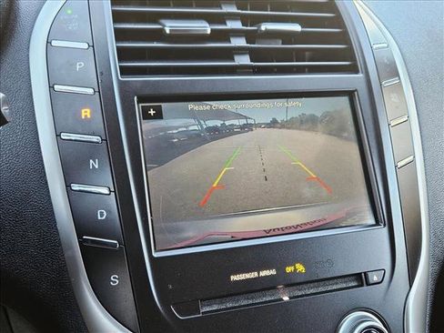 Used 2019 Lincoln MKC Reserve image 15