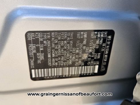 Used 2021 Nissan Rogue Platinum image 7