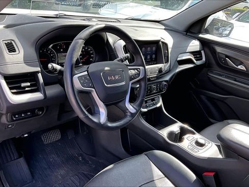 Used 2022 GMC Terrain SLT w/ Tech Package image 18