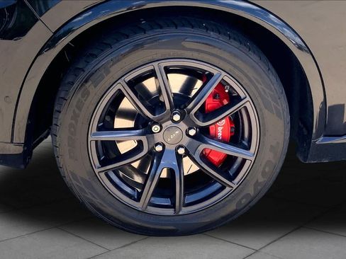 Used 2020 Dodge Durango SRT w/ Trailer Tow Group IV AWD/4WD image 11