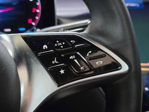 Certified 2025 Mercedes-Benz GLC 300 4MATIC image 36