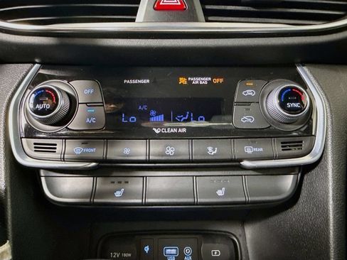 Used 2020 Hyundai Santa Fe SEL w/ Convenience Package FWD image 15