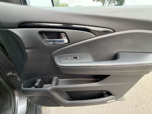 Used 2019 Honda Ridgeline RTL-E image 24