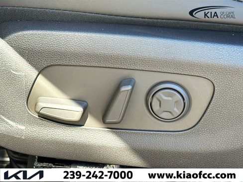 New 2026 Kia Carnival image 25