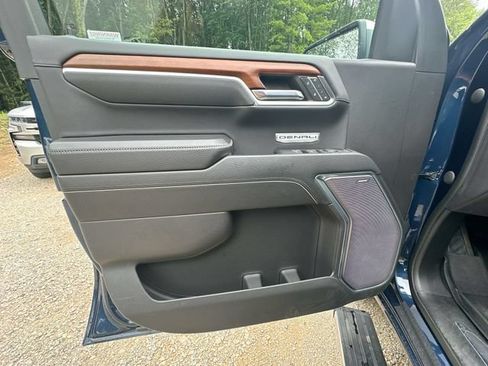 Used 2022 GMC Sierra 1500 Denali w/ Technology Package AWD/4WD image 24