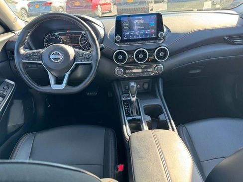 Used 2024 Nissan Sentra SR w/ SR Premium Package image 12