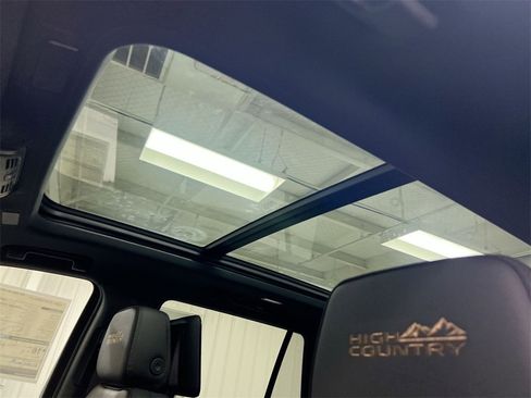 New 2026 Chevrolet Tahoe High Country image 19