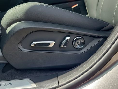 New 2026 Acura RDX SH-AWD image 16