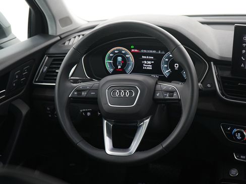 Used 2024 Audi Q5 e Premium Plus w/ Premium Plus Package image 17
