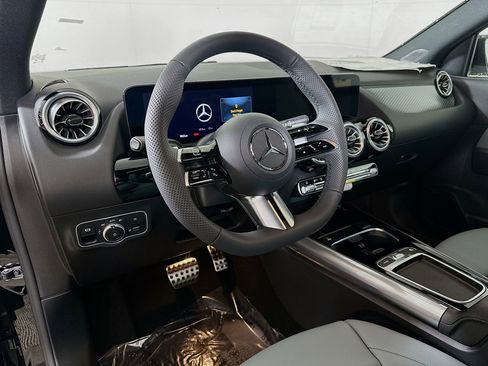 New 2026 Mercedes-Benz GLA 250 4MATIC image 9