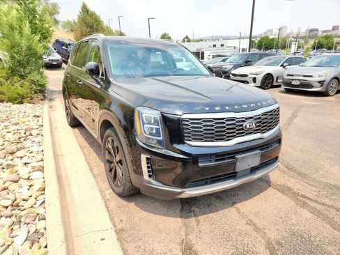 Used 2021 Kia Telluride EX w/ EX Premium Package AWD/4WD image 11