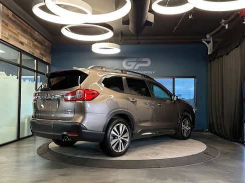 Used 2021 Subaru Ascent Limited w/ Technology Package AWD/4WD image 3