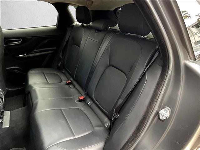 Used 2019 Jaguar F-PACE AWD/4WD image 23