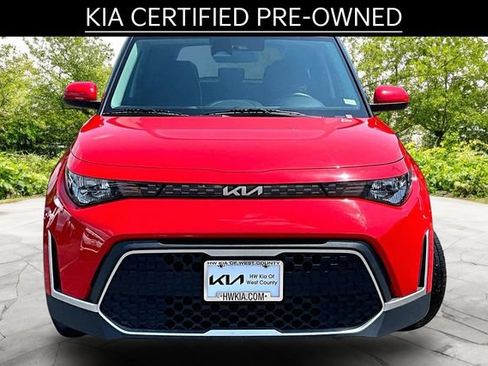 Certified 2024 Kia Soul LX w/ Option Group 015 FWD image 3