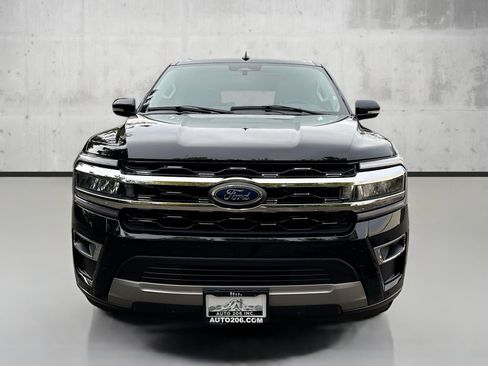 Used 2024 Ford Expedition Max Limited image 2