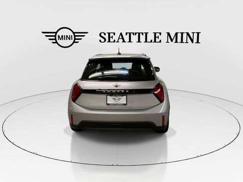 Certified 2025 MINI Cooper S image 10